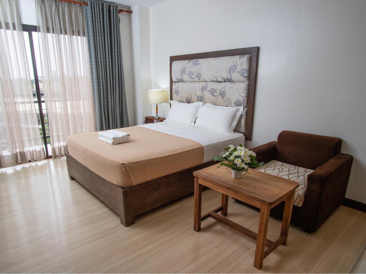 Marzon Hotel Kalibo Ngoại thất bức ảnh